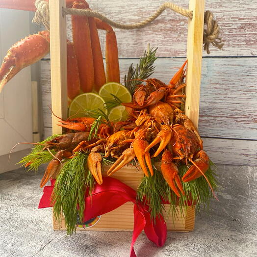 Мужской букет с раками и клешней краба