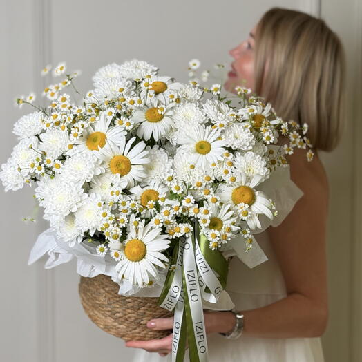 Семейное тепло: хризантема, танацетум и ромашки 🌼