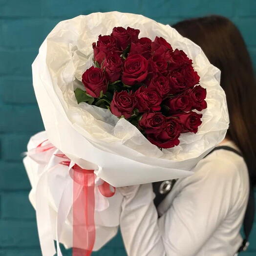 Букет  19 из 21 красной розы