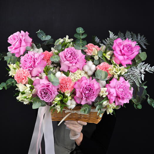 Корзина "Lady Anet 🌸" с пионовидными розами