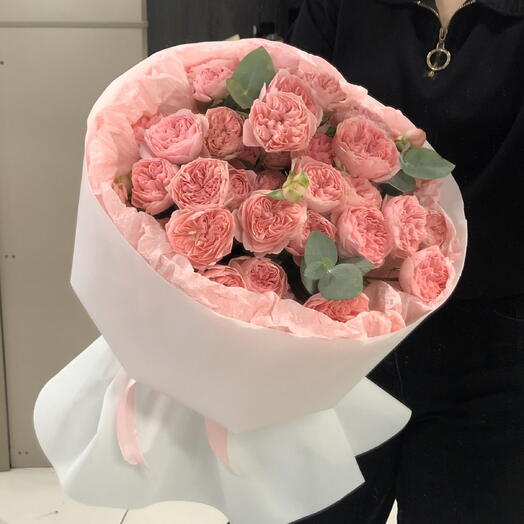 Букет из нежный кустовых роз💖