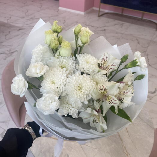 Букет в белых оттенках