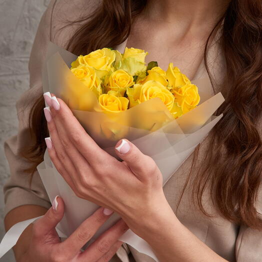 Bouquet of yellow roses Penny Lane, 9 pieces, 50 cm Florentika