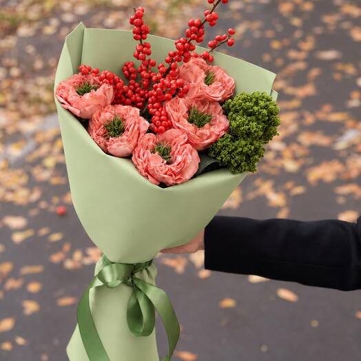 Коралловый акцент — фисташковый