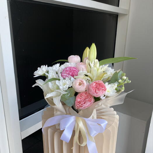 Композиция цветочная «lilia»