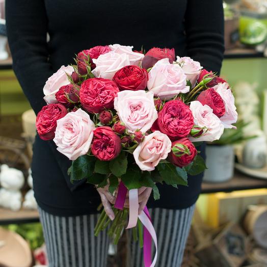 Ramo de rosas en forma de peonía (23 rosas)