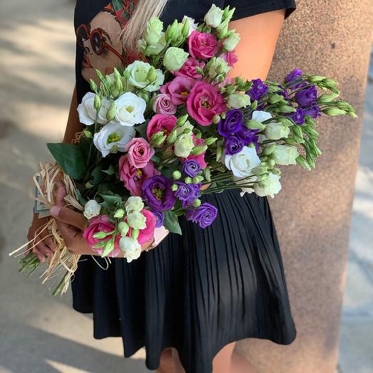 Букет из 15 разноцветных эустом