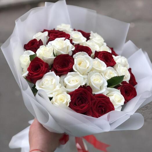 Роза миксом 31 шт