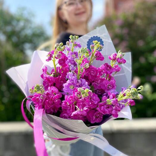 Букет 9 маттиол