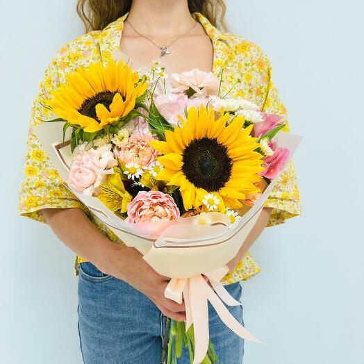 Sunflowers and Juliet roses in the  Hot Kiss  bouquet
