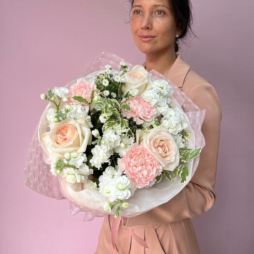 Author's fragrant Aurora bouquet of peony-shaped roses and mattioles 💕