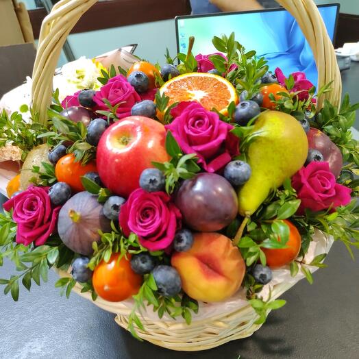 Fruit basket 111