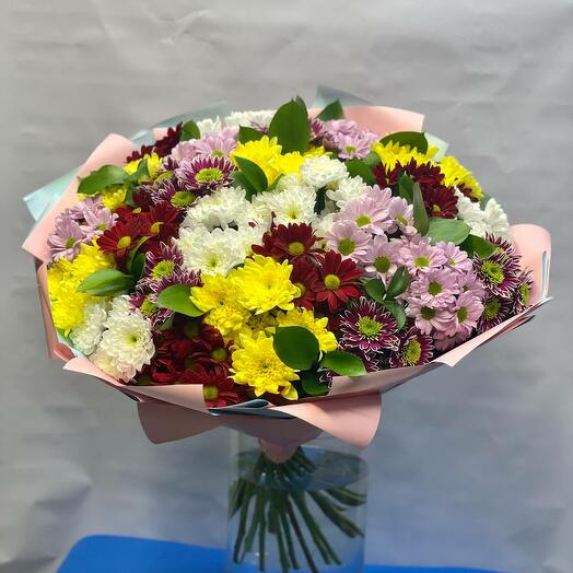 Букет из кустовых хризантем