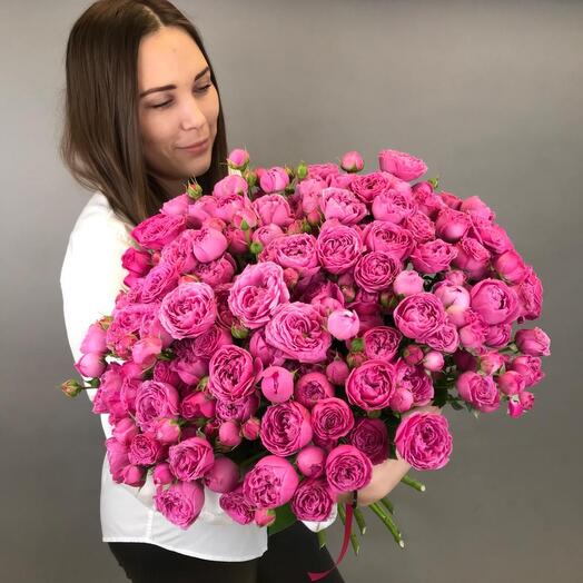 Букет из пионовидных кустовых роз 33 ветки 😍