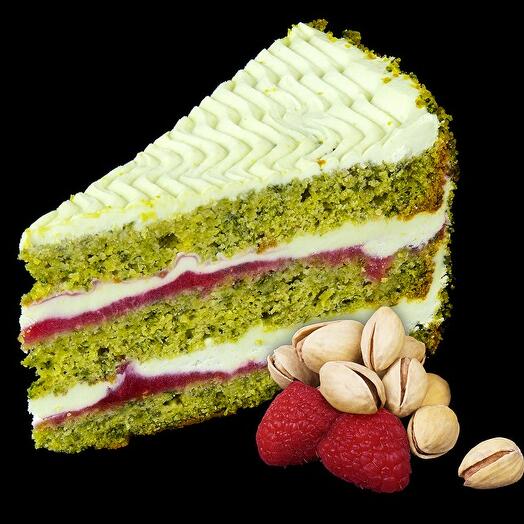 Pistachio cake with raspberries