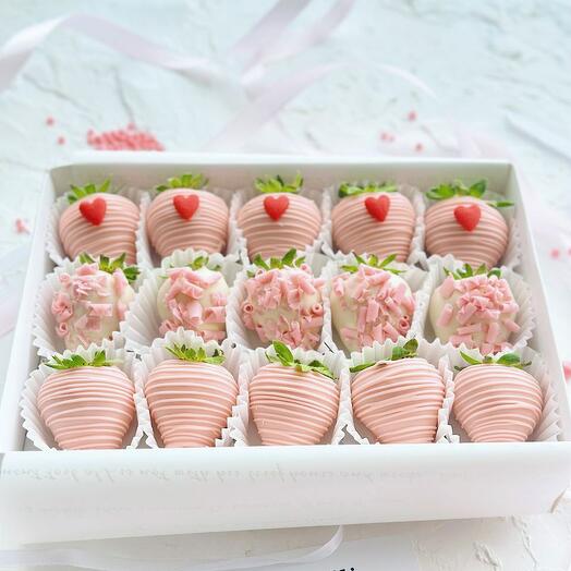 Коробочка клубники в шоколаде 15 шт "My heart"