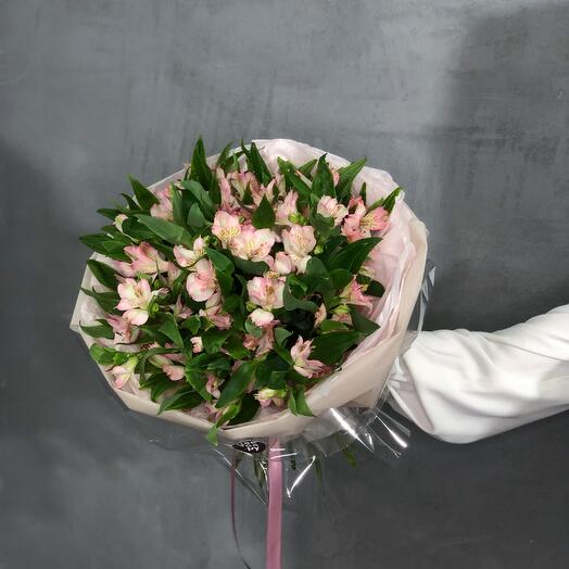 Alstroemeria pink delicate bouquet