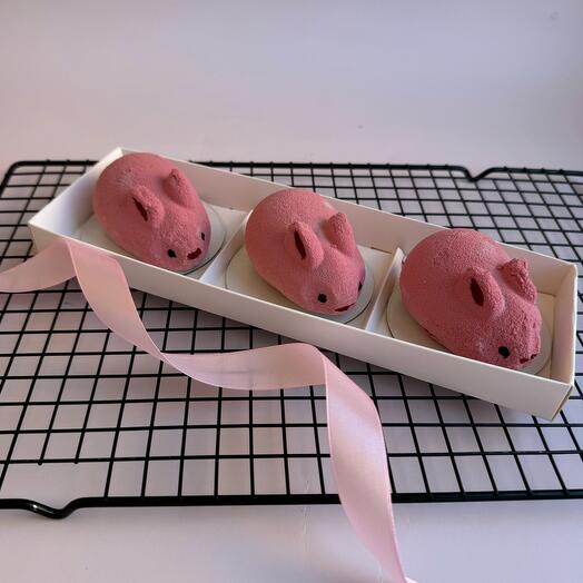 Муссовые пирожные зайчики
