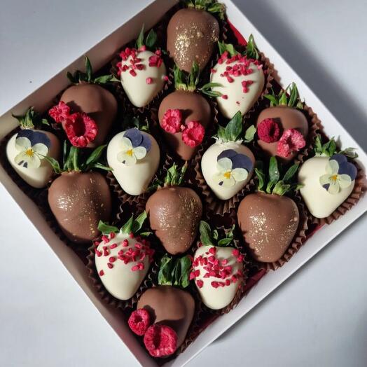 Клубника в шоколаде Berry Gift