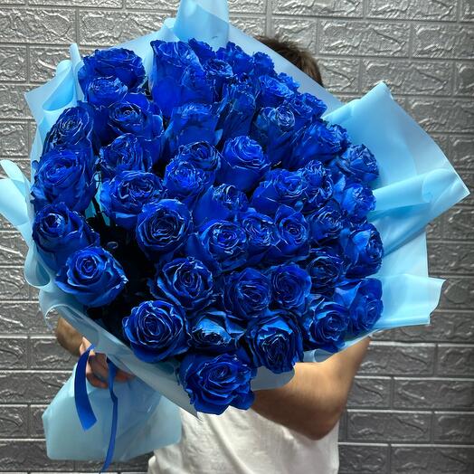 Букет из синих роз 2