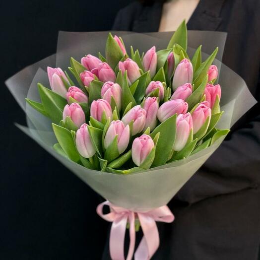 Нежно розовые тюльпаны 💕