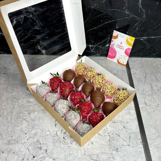 Клубника в шоколаде , молочное наслаждение 20 шт