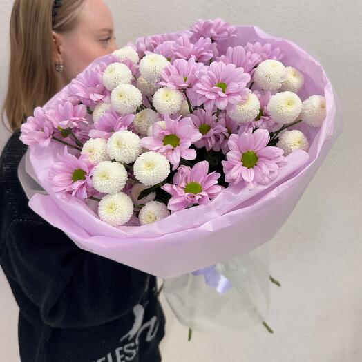 Воздушный букет хризантем кустовых 🤍💜