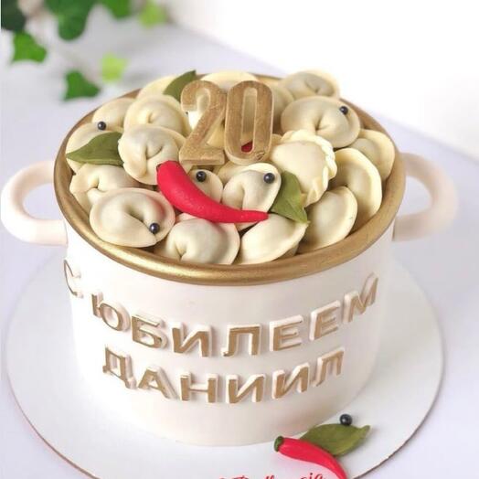 Торт с пельменями