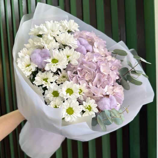 Букет «Лавандовый цвет»💜 из гортензии , кустовых ромашек ( хризантема ) и эвкалипта