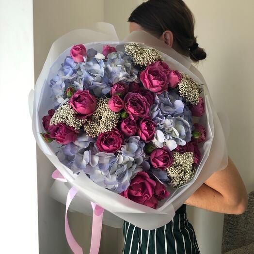 Wow  букет  🤩 Голубая гортензия и пионовидная Роза мисти баббл с озотамнусом