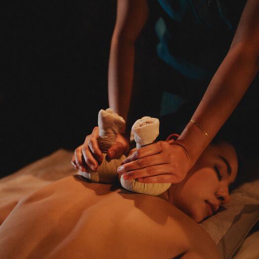 ТАЙ ОЙЛ C ТРАВЯННЫМИ МЕШОЧКАМИ, 90 мин