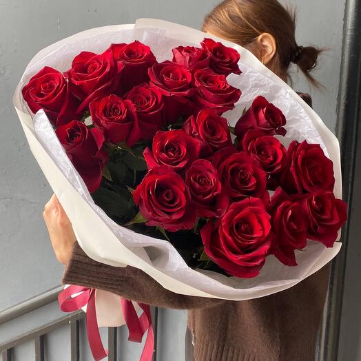 21 Роза Эквадор 60см красные