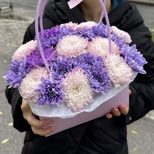 Хризантема в корзинке