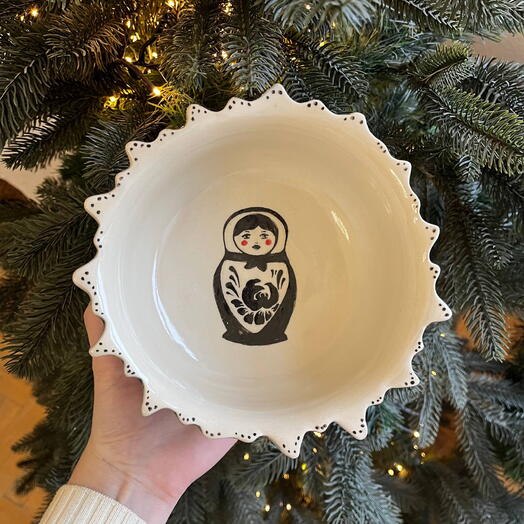 Тарелка глубокая керамическая "Матрешка чб"