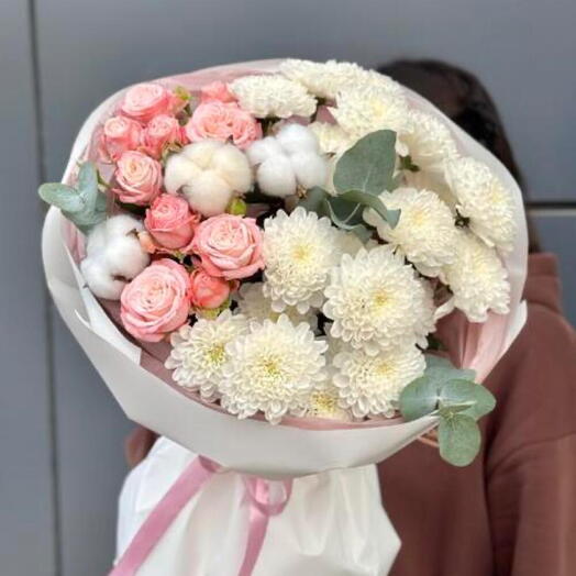 Букет нежных оттенков «Я скучаю...» из пионовидных кустовых роз