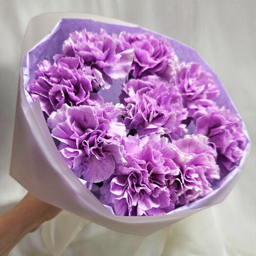 Сиреневые кружева, букет из 9 сиреневых гвоздик