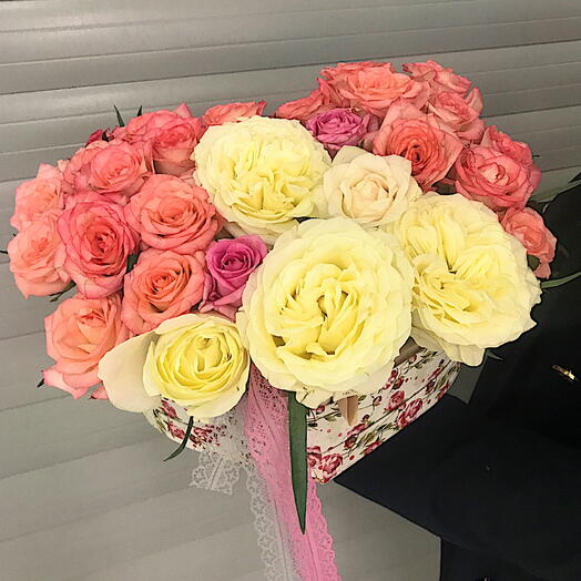 Композиция 29 роз микс в Сердце