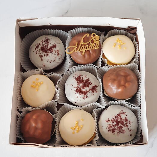 Набор из 9 вупи-пай на 8 марта