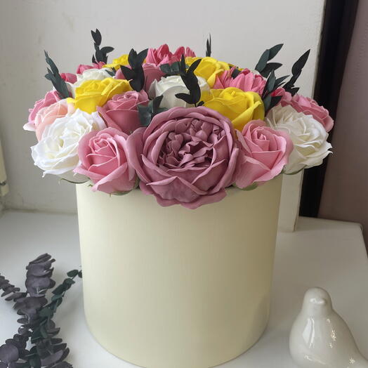 Букет из мыльных цветов с пионами