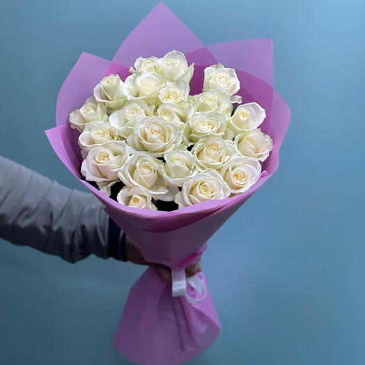 Белые розы 21 шт