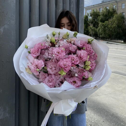 Очаровательная эустома