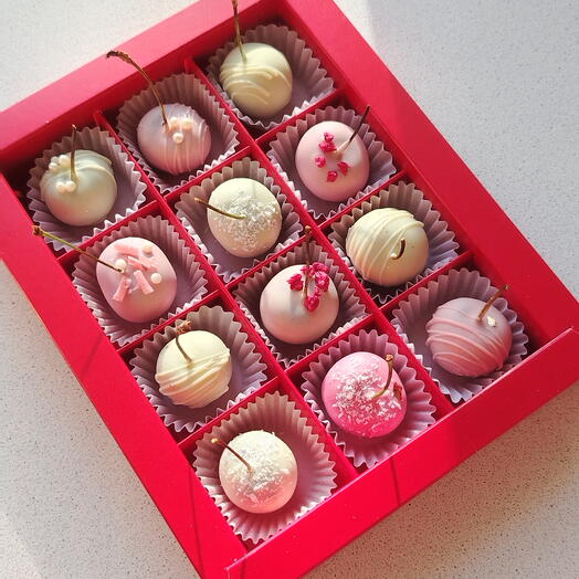Черешня в шоколаде 12шт для мамы + открытка, лента (дофаминовый десерт)