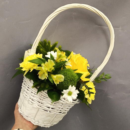 Корзинка с солнечной розой Эквадор