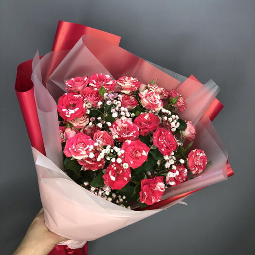Яркие кустовые розы с гипсофилой🌺🌺🌺☘️☘️☘️🩷🩷🩷