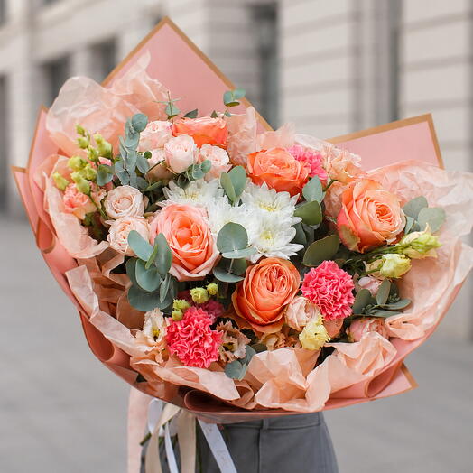 27. Bouquet of "Delicate fusion of colors" with peony rose and eustoma