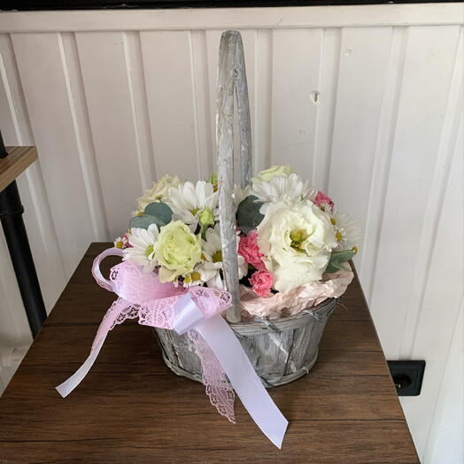 Цветы в корзине💐