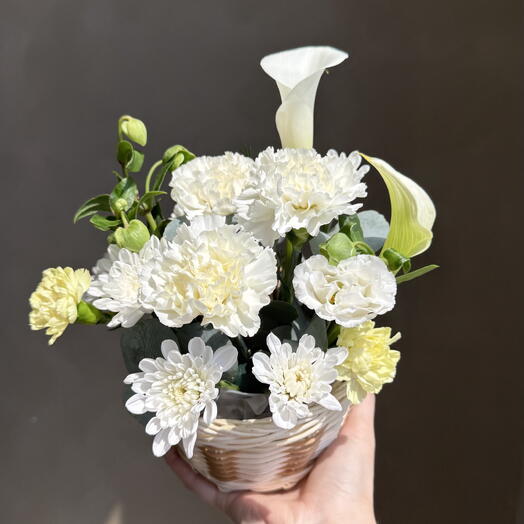 Композиция с каллами
