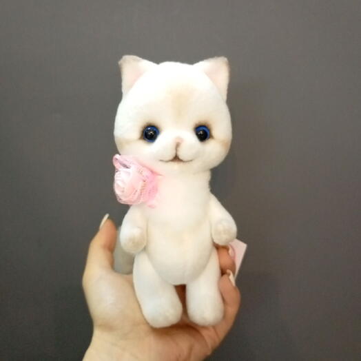 Игрушка ручной работы " Кошечка "