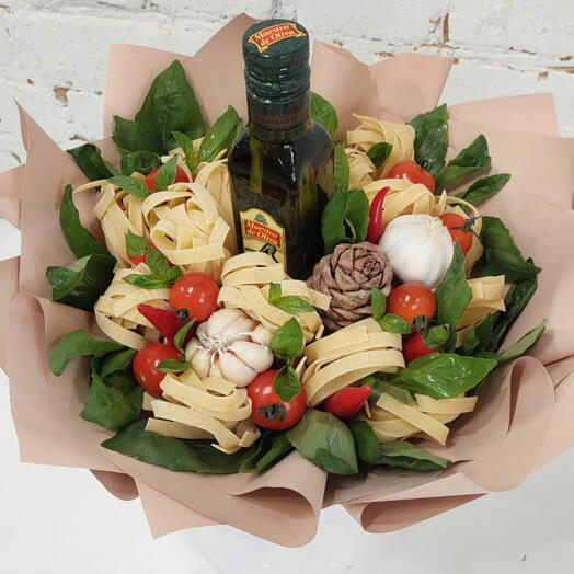 Овощной букет с пастой и оливковым маслом