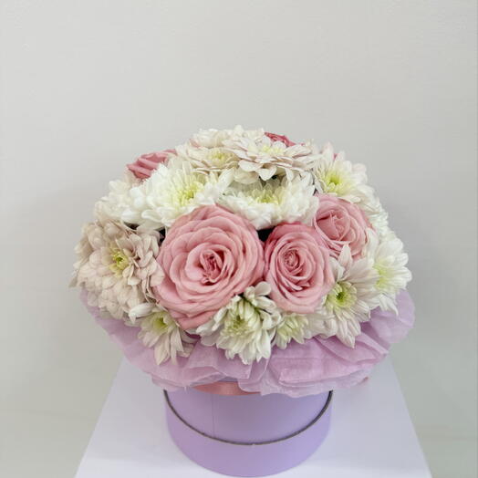 💗Круглая композиция в коробке с розами 🌸
